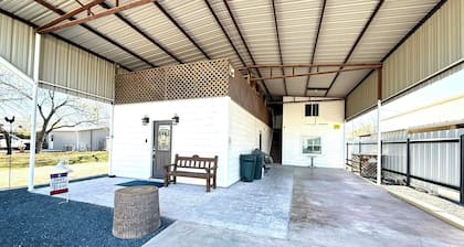 Relax at Ranger Retreat on the Historic Fort Clark Springs