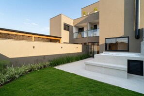 Terrasse/gårdhave