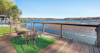 Relaxing Riverfront House âą Dock Access âą Sleeps 6