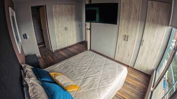 Apartment, Kitchenette, City View | In-room safe, iron/ironing board, free WiFi