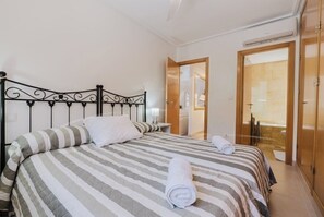 Room - 2 bed 2 bath Villa on the Mar Menor Golf Resort with a private pool (Torre-Pacheco)