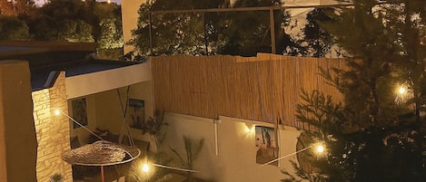 حمام سباحة