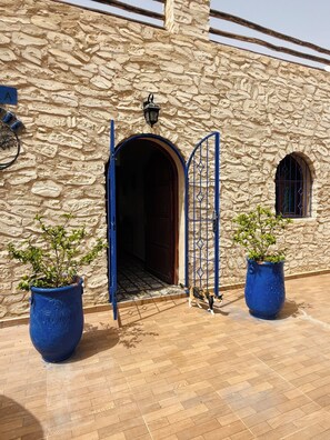 Exterior detail - Exclusive Villa with Private Pool & Full Privacy (Ghazoua)