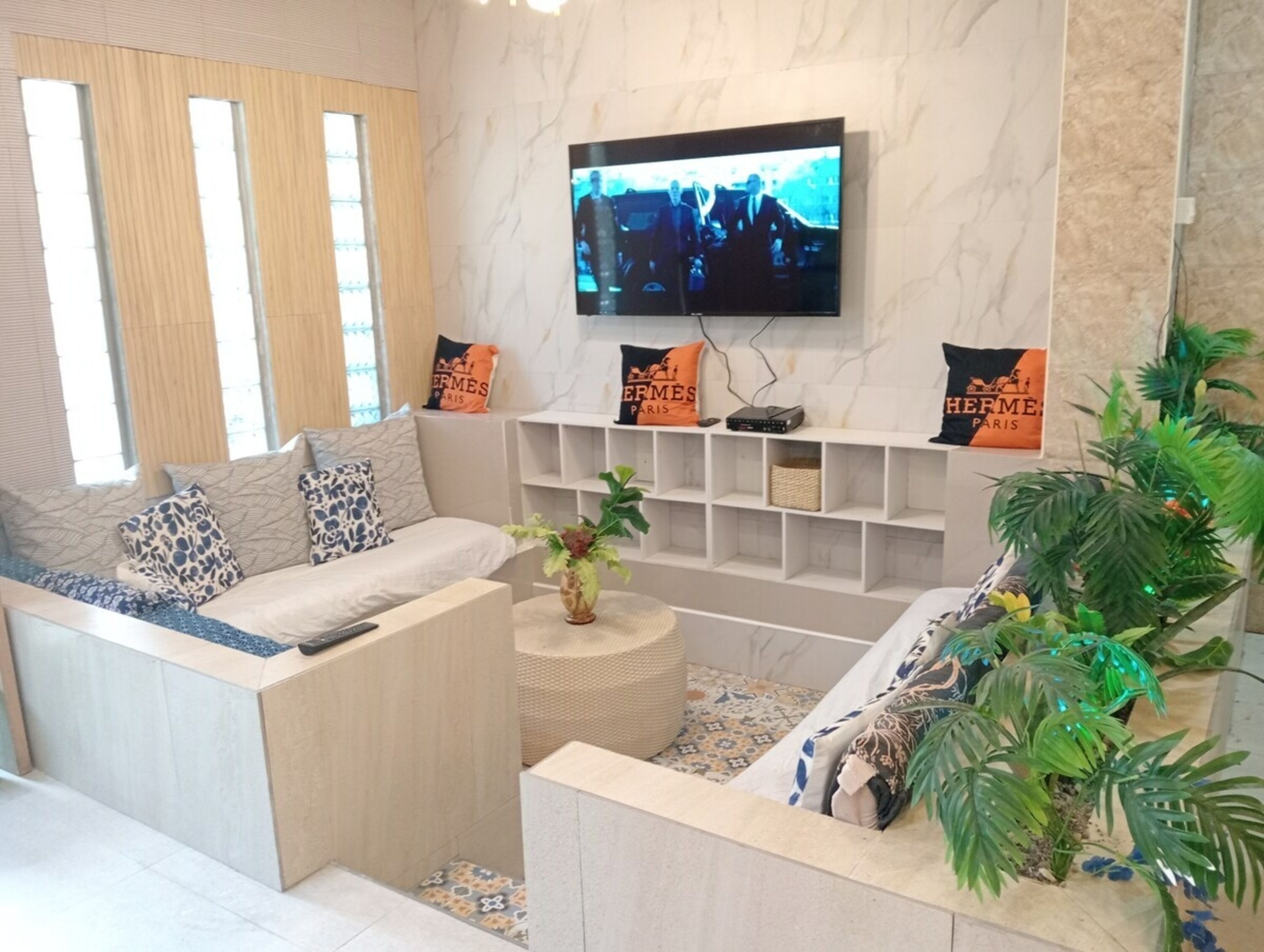Family House, 3 Bedrooms, Private Pool | Living room