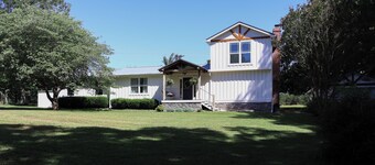 Charming Country Get-away! Kid and Pet Friendly