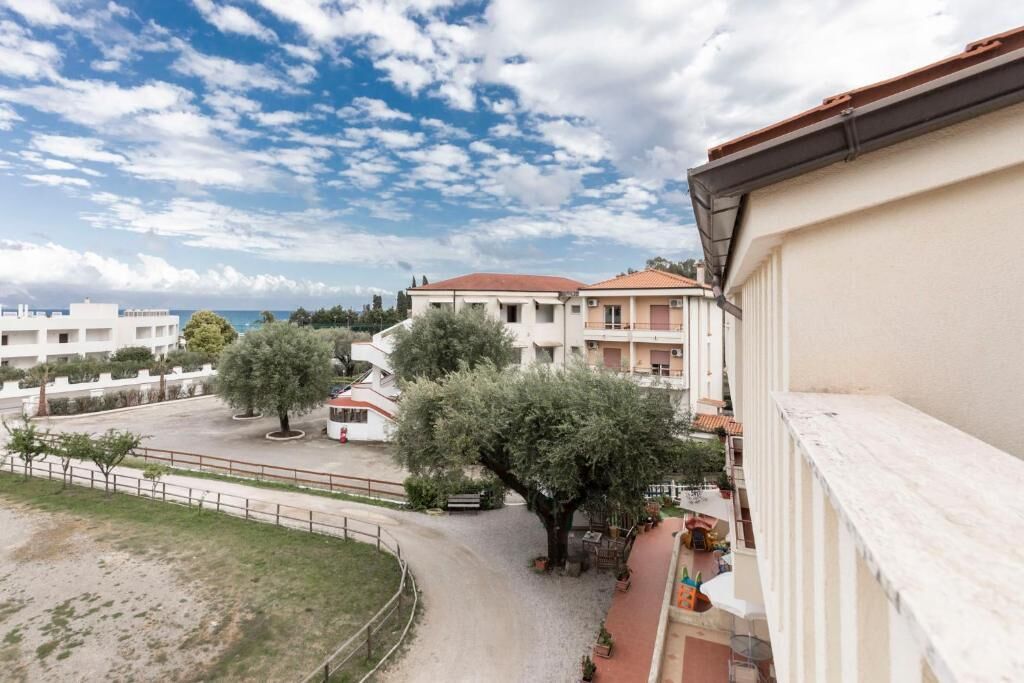Appartement, balcon | Enceinte de l’hébergement