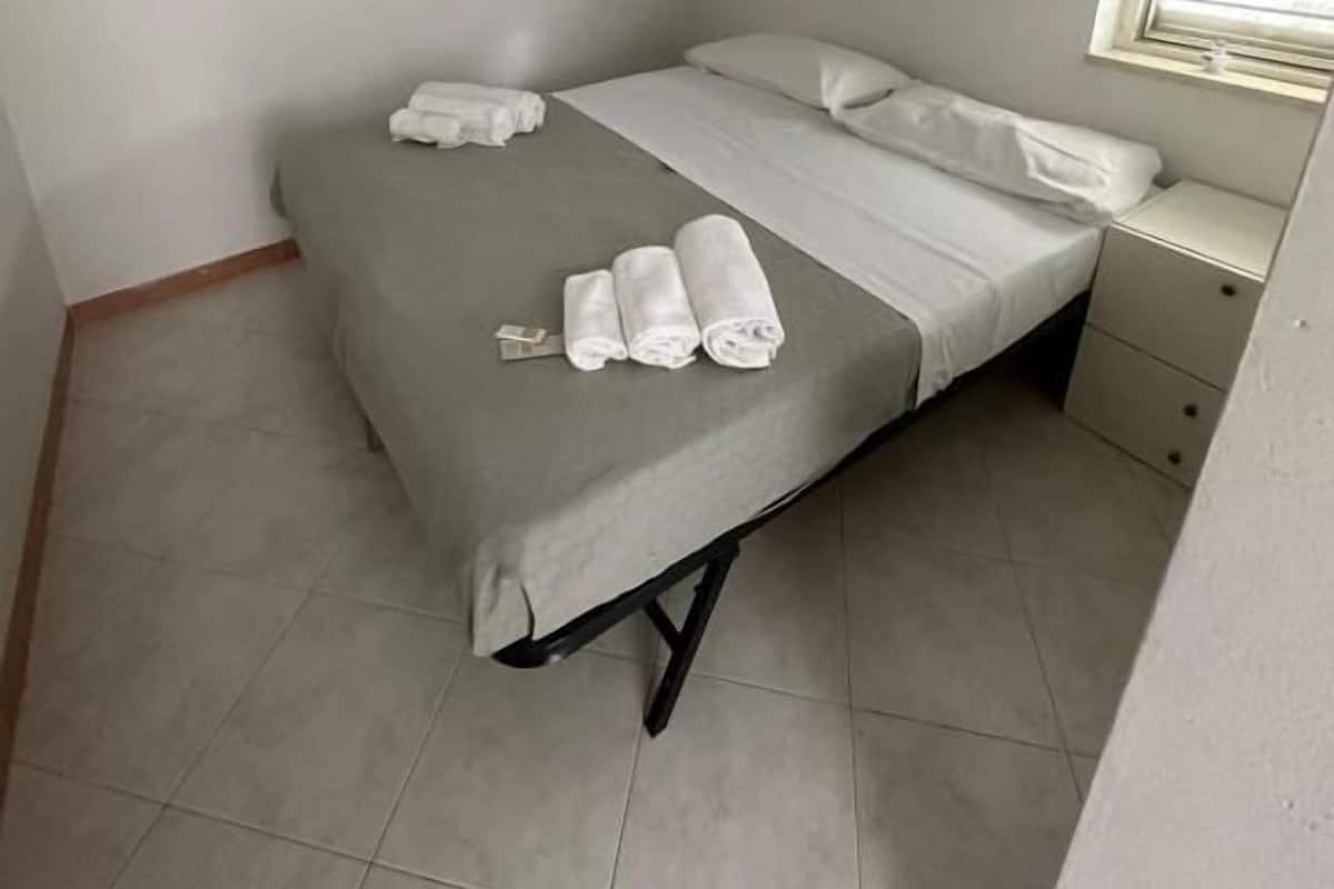 Quarto solteiro | Wi-Fi de cortesia