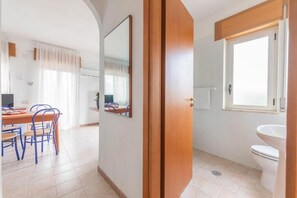 Leilighet, balkong | Bad