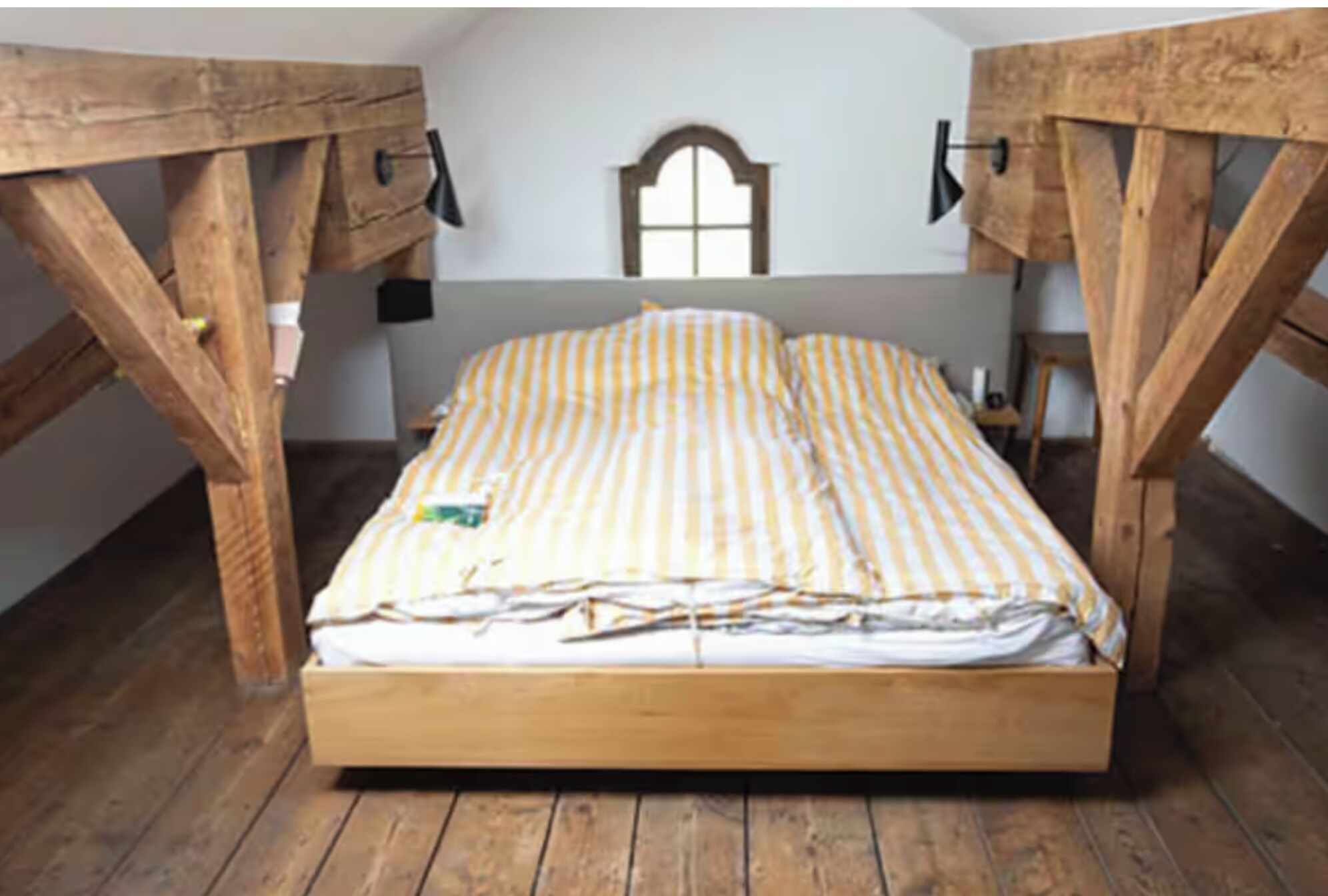 4 chambres, fer et planche à repasser, accès Internet, draps fournis
