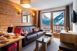 Fernseher, Kamin