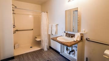 Standard Studio | Bathroom