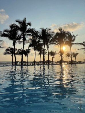 Pool - Exclusive, unparalleled view, La Isla Residences Acapulco (Acapulco de Juárez)
