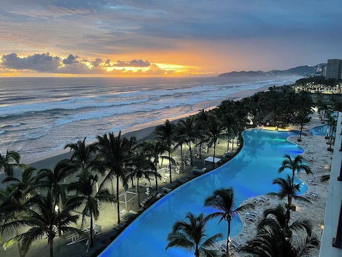 Exclusive, unparalleled view, La Isla Residences Acapulco