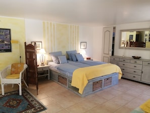 1 Schlafzimmer, Bügeleisen/Bügelbrett, kostenloses WLAN, Bettwäsche