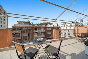 Rooftop terrace - Alpha Domus 15 (Naples)