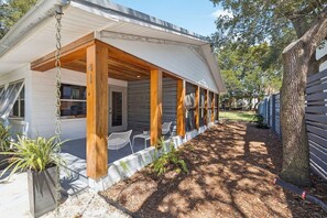 Exterior - Newly Listed, Single-Story Retreat Near the Beach with Screened-in Porch (Santa Rosa Beach)