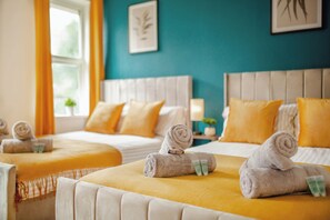 3 chambres, bureau, fer et planche à repasser, Wi-Fi gratuit