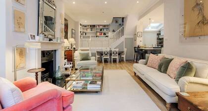 Divine Mews House - South Kensington