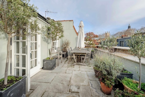 Divine Mews House - South Kensington