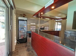 Interior - Tranquil 4-bedroom house with AC in lovely uMhlanga (uMhlanga)