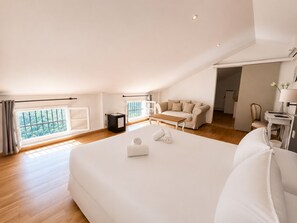 Kamar Double Comfort, pemandangan gunung | Minibar, brankas, tempat tidur bayi gratis, dan Wi-Fi gratis