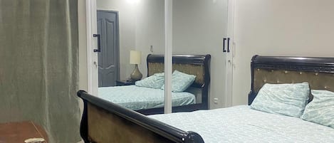 3 bedrooms, WiFi, bed sheets