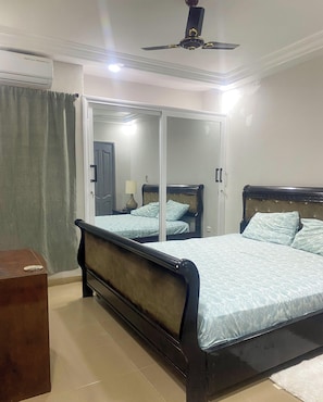 3 bedrooms, WiFi, bed sheets