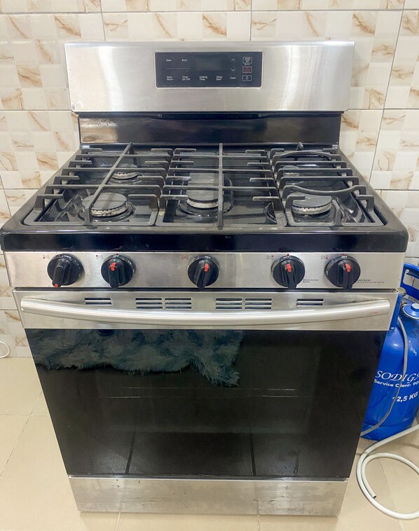 Microondas, horno y parrilla de estufa 