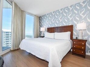 Room - The Palms of Destin 21213 (Destin)