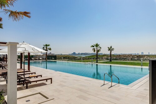 GLOBALSTAY Abu Dhabi Yas Golf Collection