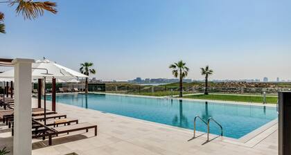 GLOBALSTAY Abu Dhabi Yas Golf Collection