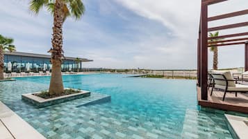 Piscina a l'aire lliure