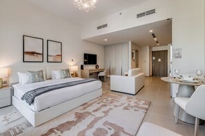 Studio | Iron/ironing board, free WiFi - GLOBALSTAY Abu Dhabi Yas Golf Collection (Abu Dhabi)