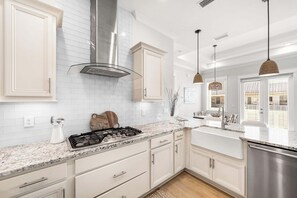 Fridge, microwave, oven, stovetop - Big Chill Bungalow @ Prominence On 30a- walk to the Big Chill- 4 Bikes Provided (Inlet Beach)