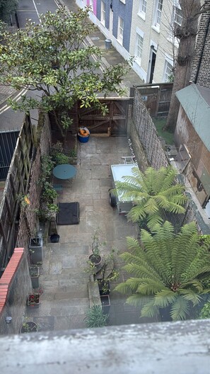 Terrace/patio - London Townhouse in Chelsea Arts District  3 Bedroom 3 Bath Garden & Car Parking (London)