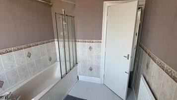 Shared Dormitory, 1 Bedroom, Balcony, Ocean View | Bathroom