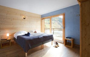 Desk, free WiFi, bed sheets - Chalet 270 m2 | Hammam, gym, balcon + vue montagne (Les Deux Alpes)