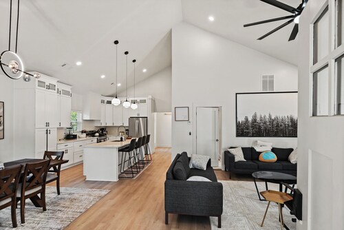 Luxury Executive Midtown home near Atlantic Station