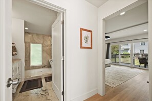 Interior - Executive Loring Heights home by Atlantic Station (Atlanta)