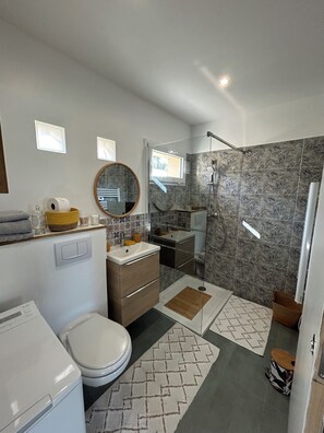 Bathroom - Comfortable ground floor studio in Dax free parking (Dax)