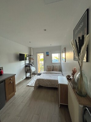 Room - Comfortable ground floor studio in Dax free parking (Dax)