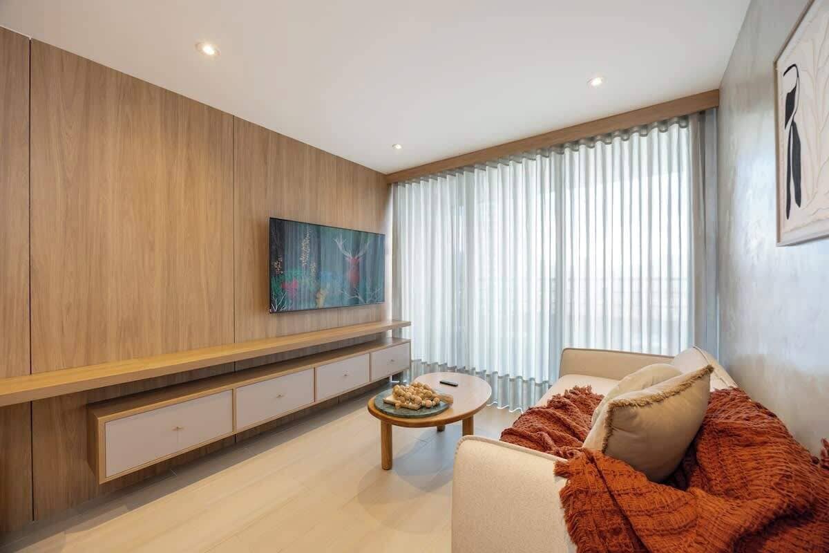 TV