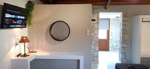Comfort Triple Room, Garden View | Bahagian dalam