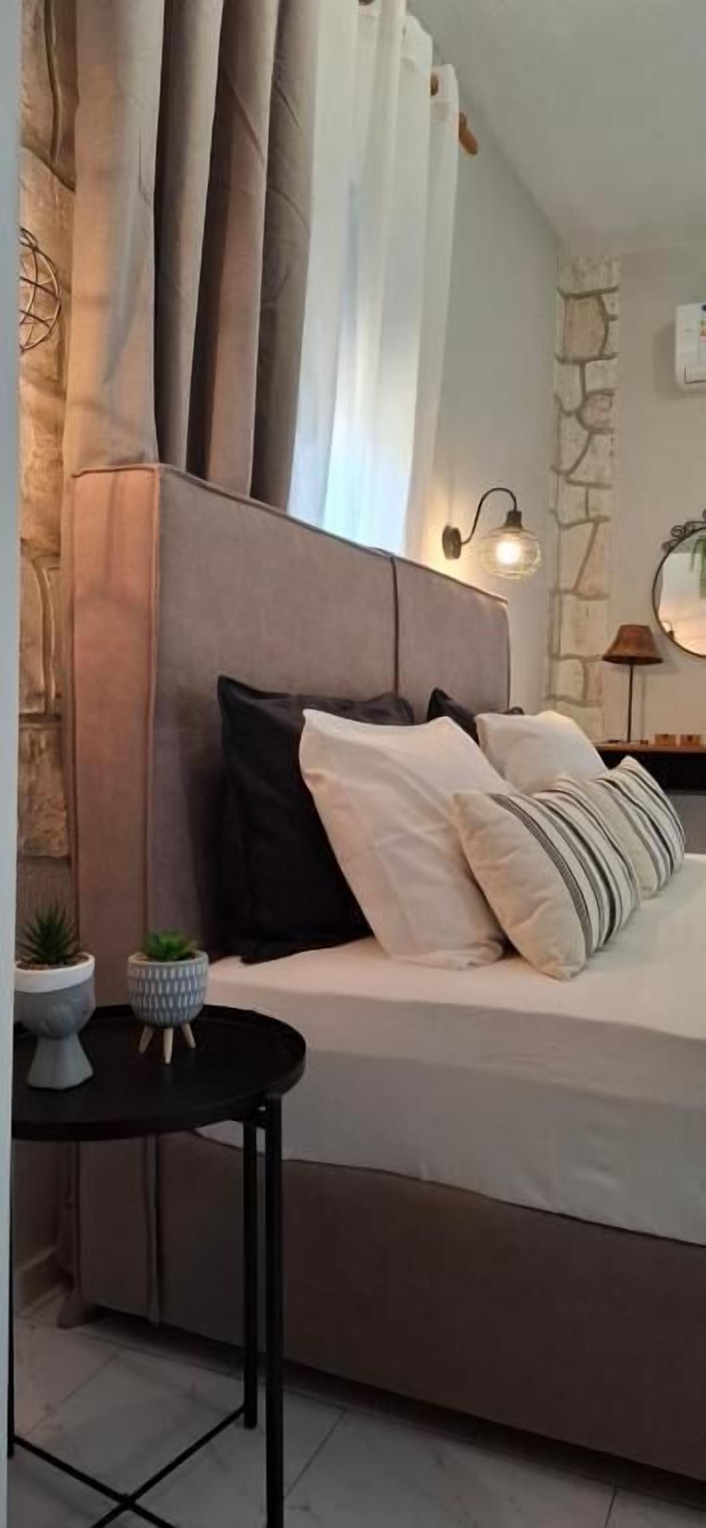 Studio, Balcony, Garden View | Free WiFi