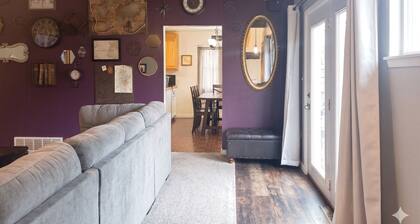 Dog-Friendly Home + Fire Pit + Fenced Yard + Full Kitchen + Near Downtown
