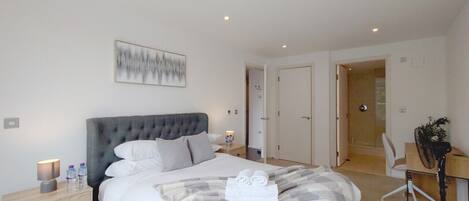 2 Schlafzimmer, Bügeleisen/Bügelbrett, WLAN, Bettwäsche