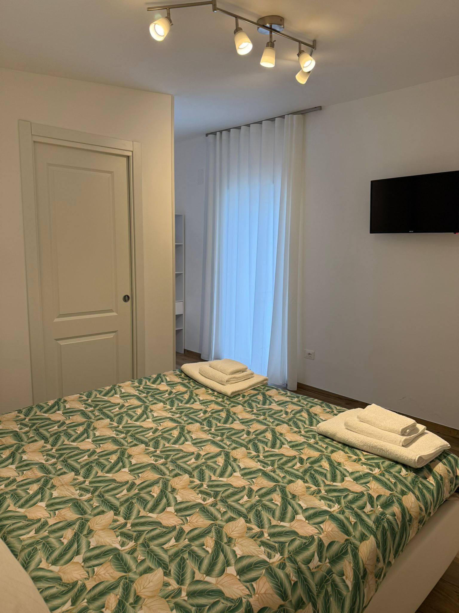 2 bedrooms, WiFi, bed sheets