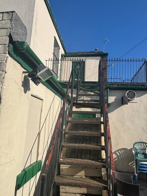 Apartment, 2 Schlafzimmer, Balkon, Stadtblick | Unterkunftsgelände