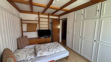 3 Schlafzimmer, Bügeleisen/Bügelbrett, WLAN, Bettwäsche