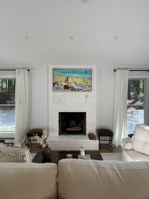 TV connectée, cheminée
